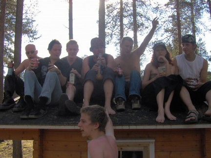 Haardo, Druan, Zak, Yoz, Arae, Dileany, Chia and on the front is Trix